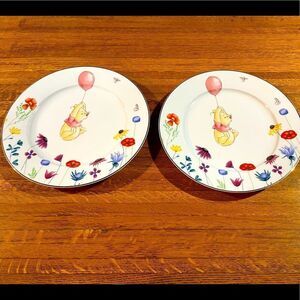 Disney Winnie the Pooh Among the Flowers Dinner Plates set of 2 NWT